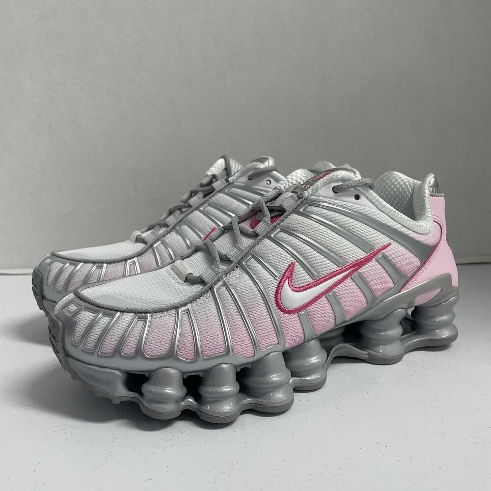Nike Shox TL Metallic Platinum Pink Foam HV2520 001 Size 7.5 Women Grey Y2K Shoe